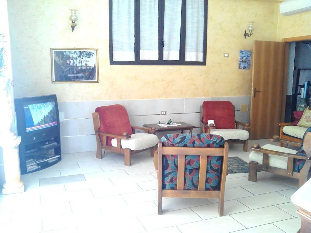 Hotel Celestina Виллапьяна Экстерьер фото